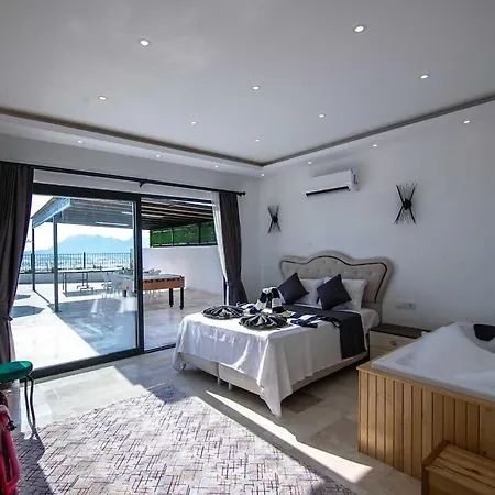 别墅 Kalkan Uezuemlue De Doga Icerisinde Muhafazakar *