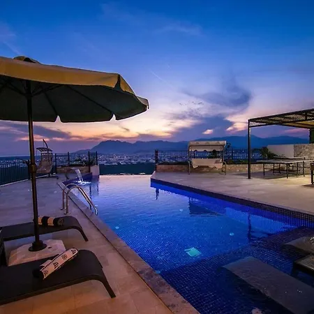 Villa Kalkan üzümlü De Doğa ıçerisinde Muhafazakar